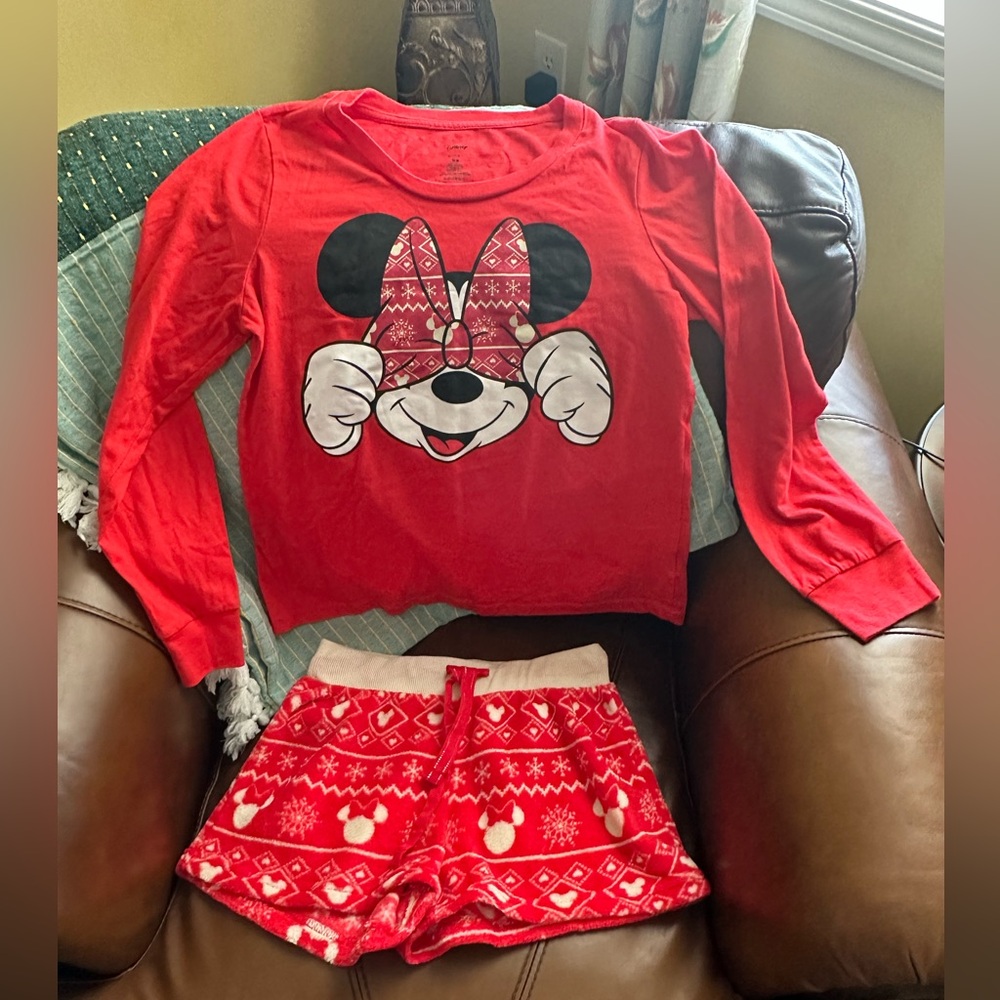 Women’s Disney PJ set